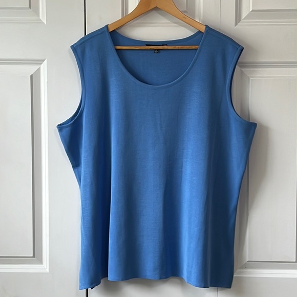 Misook 2X knit tank in light blue